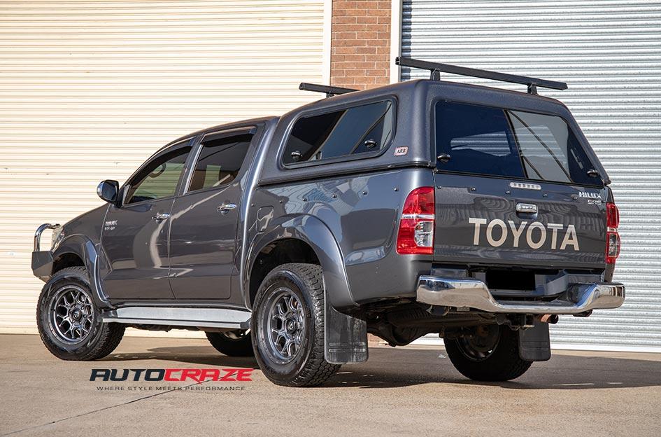 TOYOTA HILUX N70 4WD TECH ANTHRACITE 